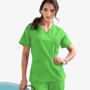 NWT Buttersoft Scrub Set